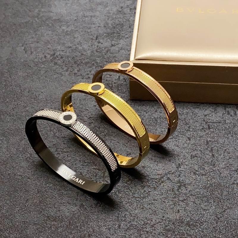 Bvlgari Bracelets 37